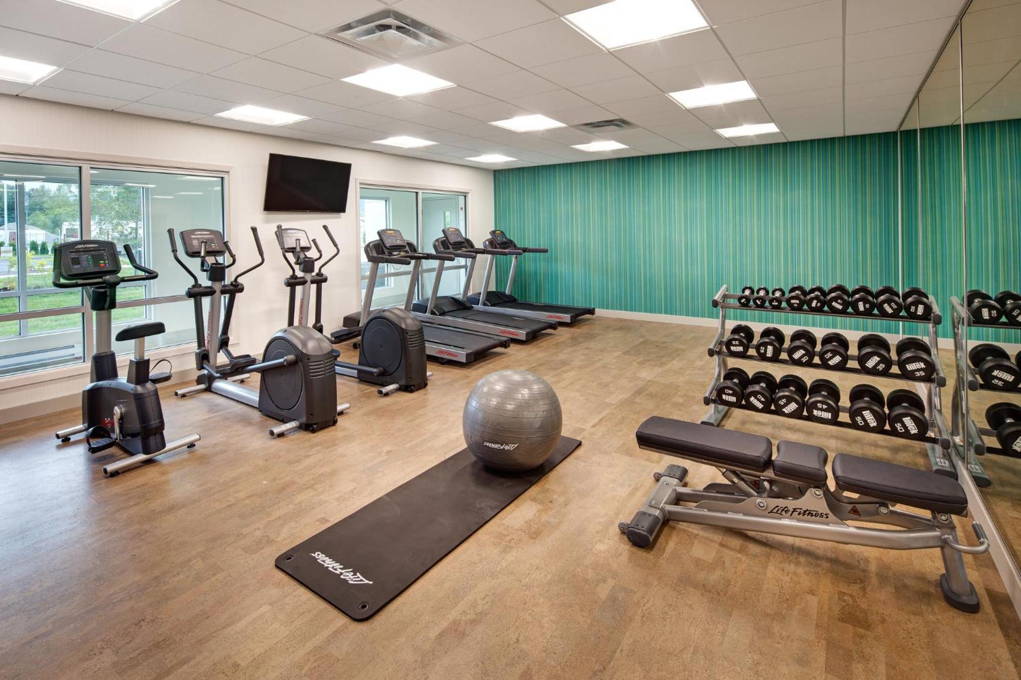 Holiday Inn Express & Suites Terrace By Ihg Экстерьер фото
